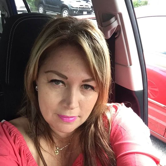 Meet your Posher, Sonia - Picture 1 of 1